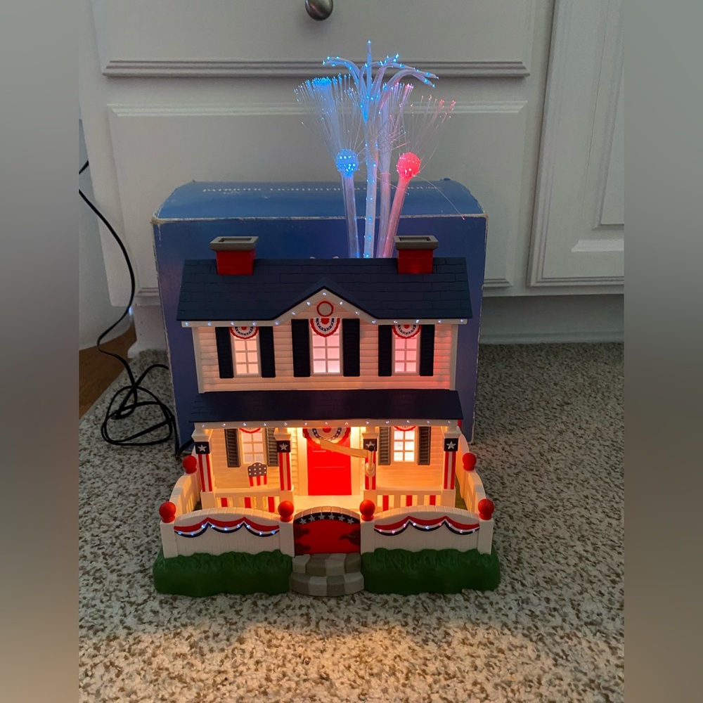 VTG CIB Avon Patriotic Lighted Fiber Optic House 4th Of July Fireworks Americana